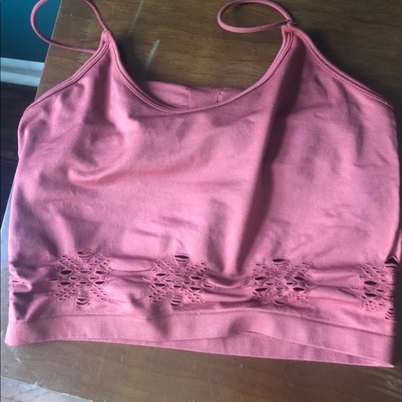 2 crop top with built in bra - Picture 2 of 3